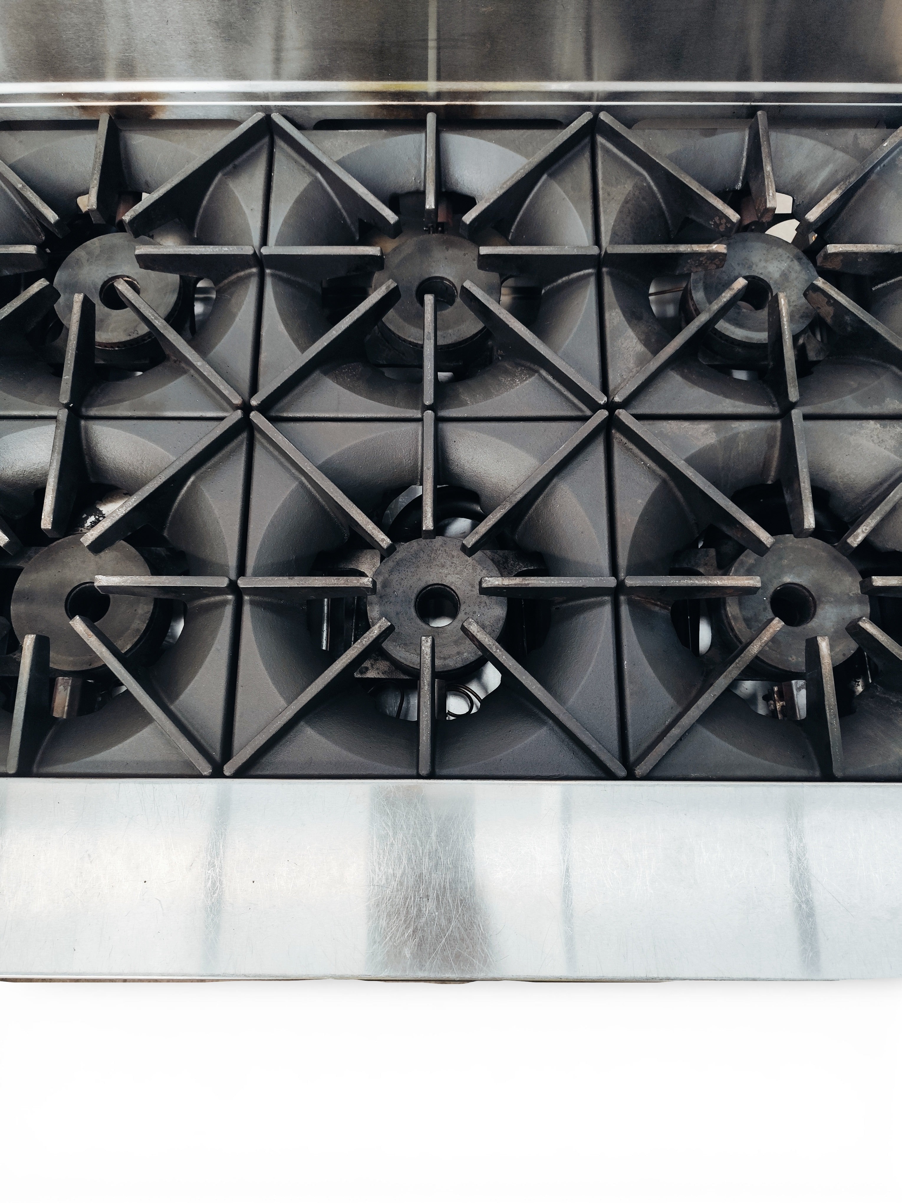 TrueHeat RCR9-6 Range with Static Oven - 745533