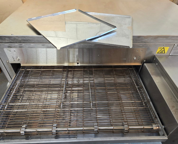 XLT 3240 Electric Conveyor Pizza Oven - 813100