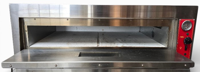 Black Panther EP-1-1-SDE Pizza Oven with Stand - 819508