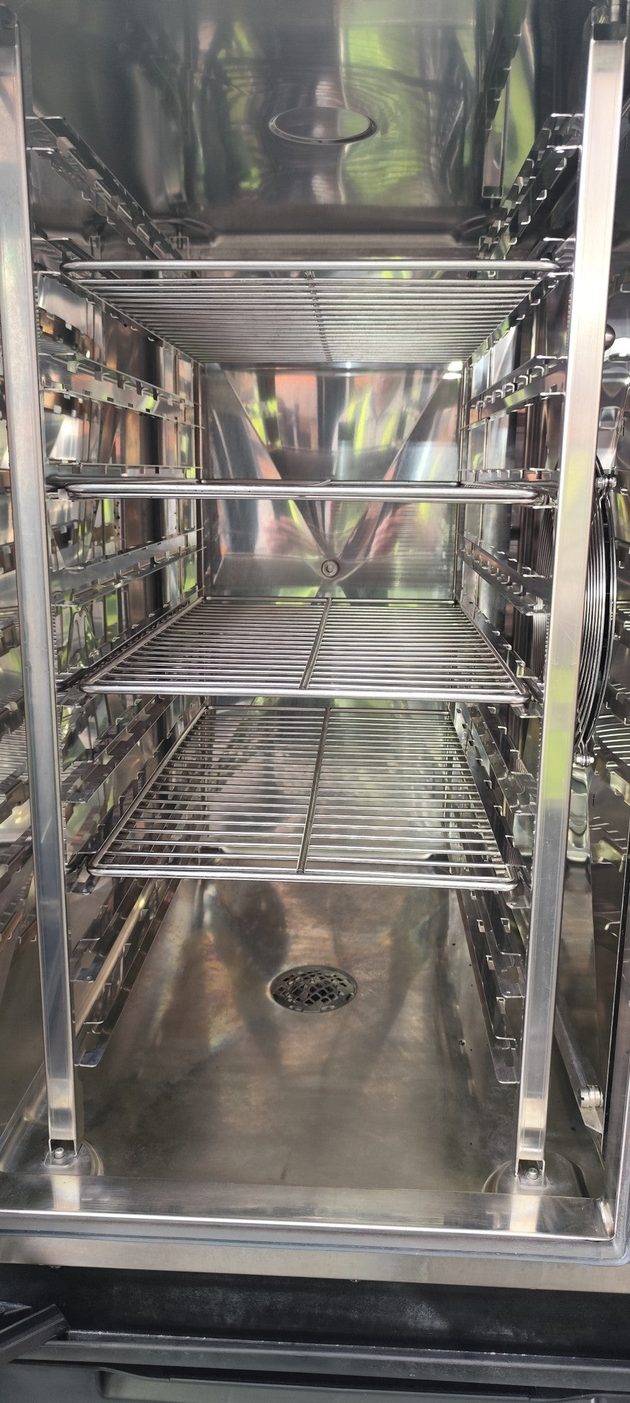 Blue Seal E10RSDW Electric Combi Oven - 836350
