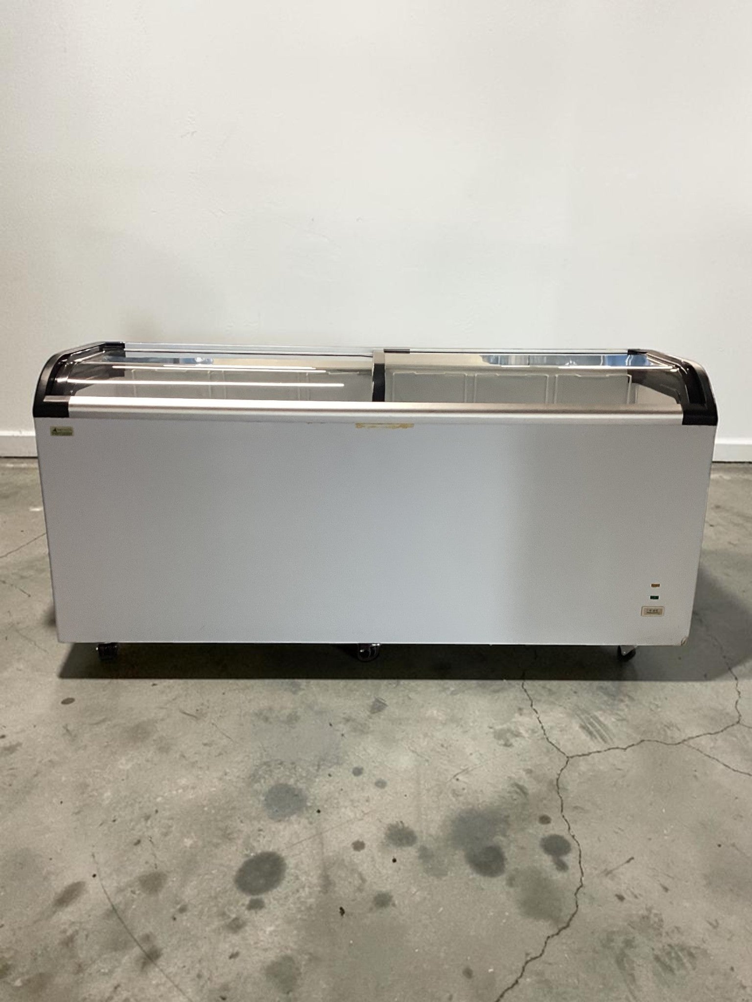 Thermaster ST545 Display Chest Freezer - 837260