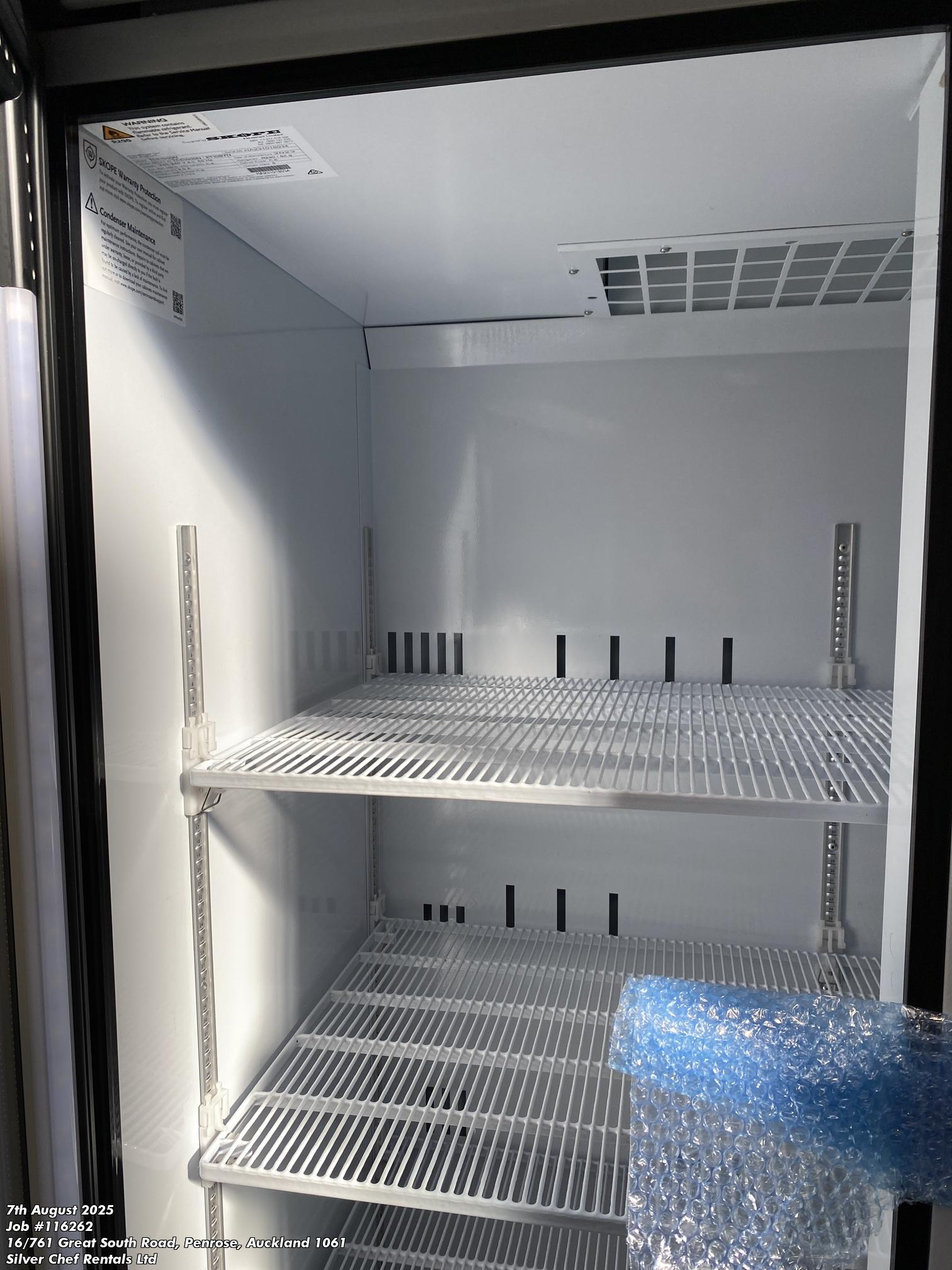 Skope TCE1000N Upright Fridge - 840175