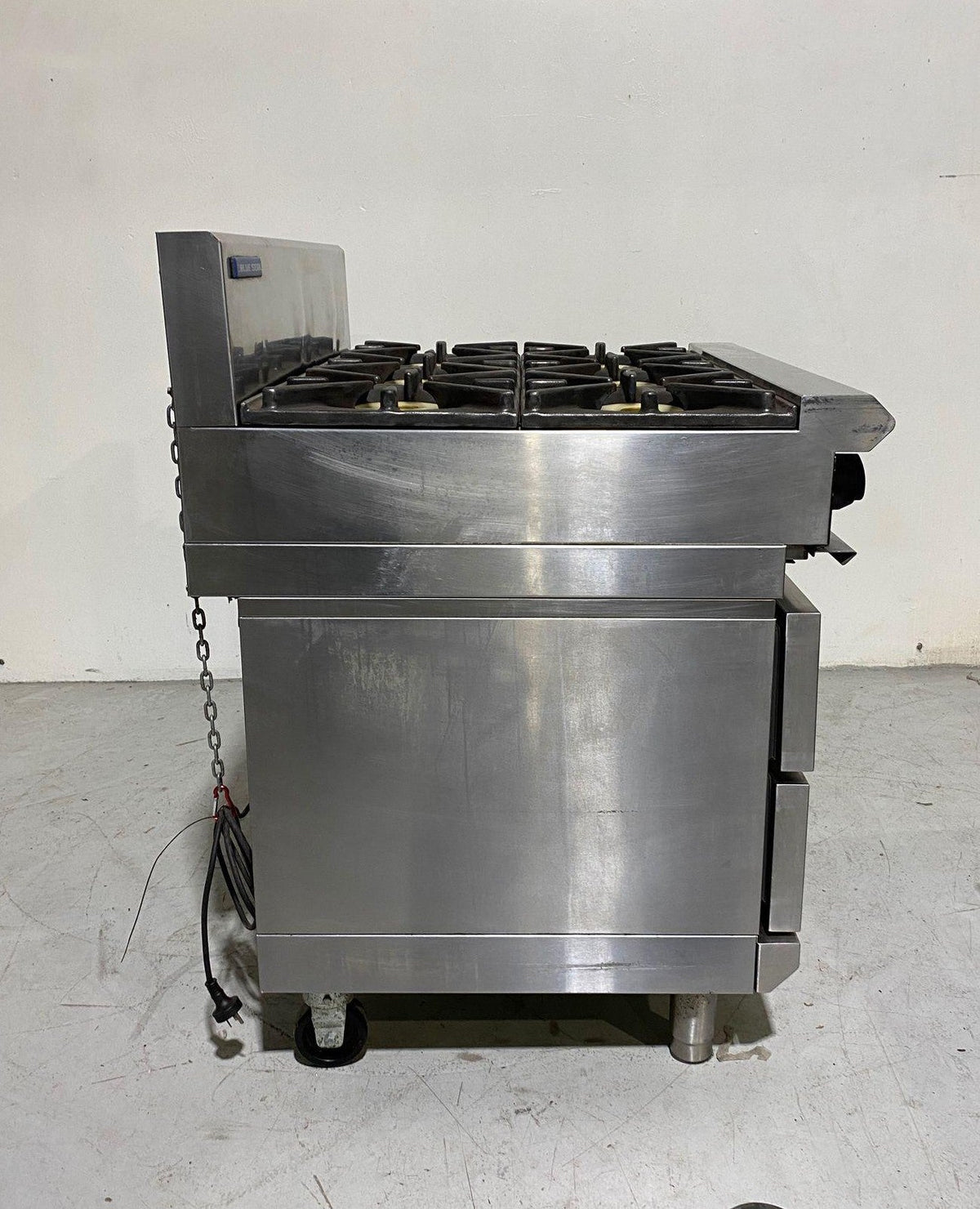 Blue Seal G516D-RB 6 Burner Gas Cooktop on Refrigerated Base - 843962