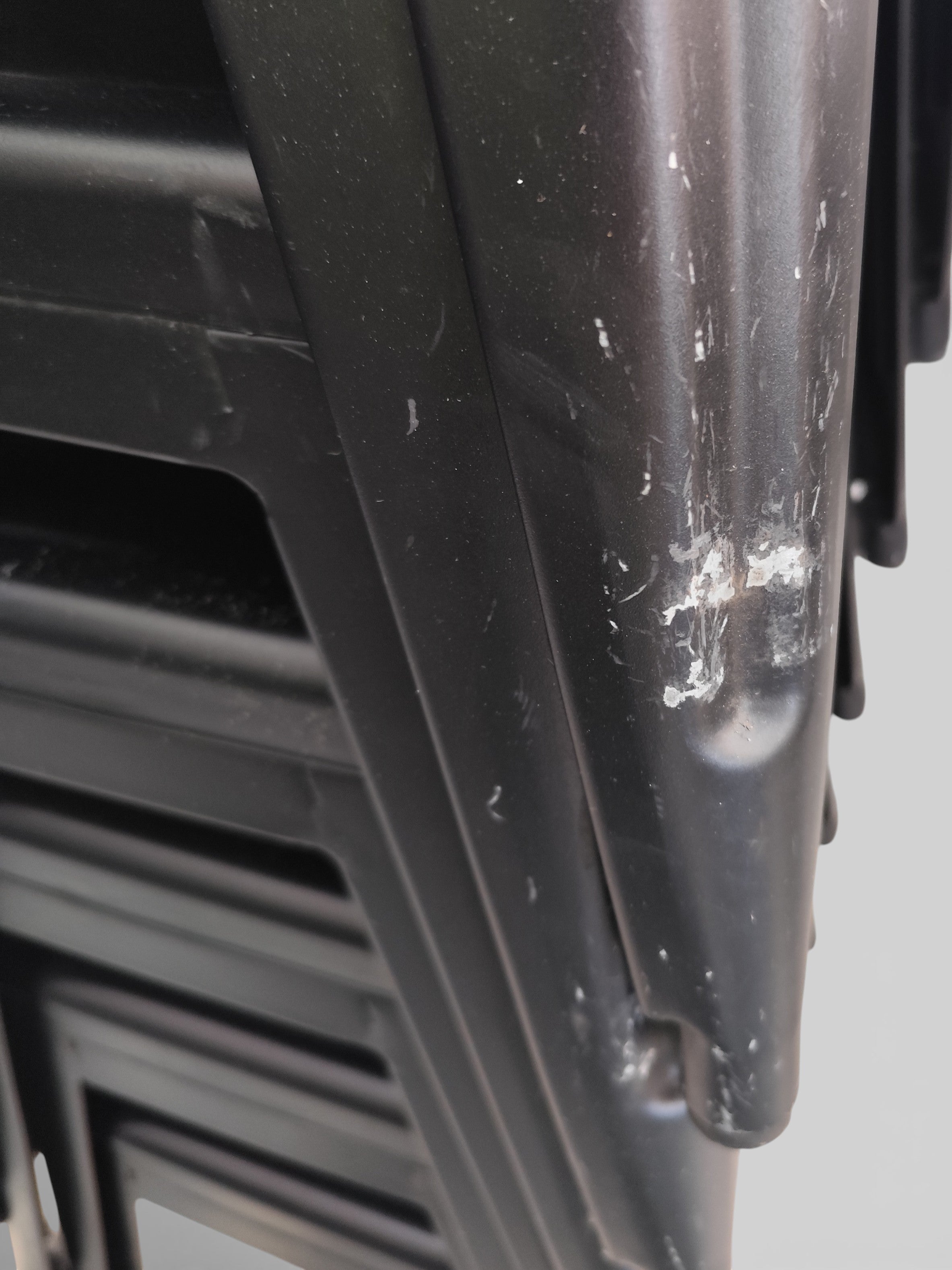 16 x Sputnik Low Stools - 852668