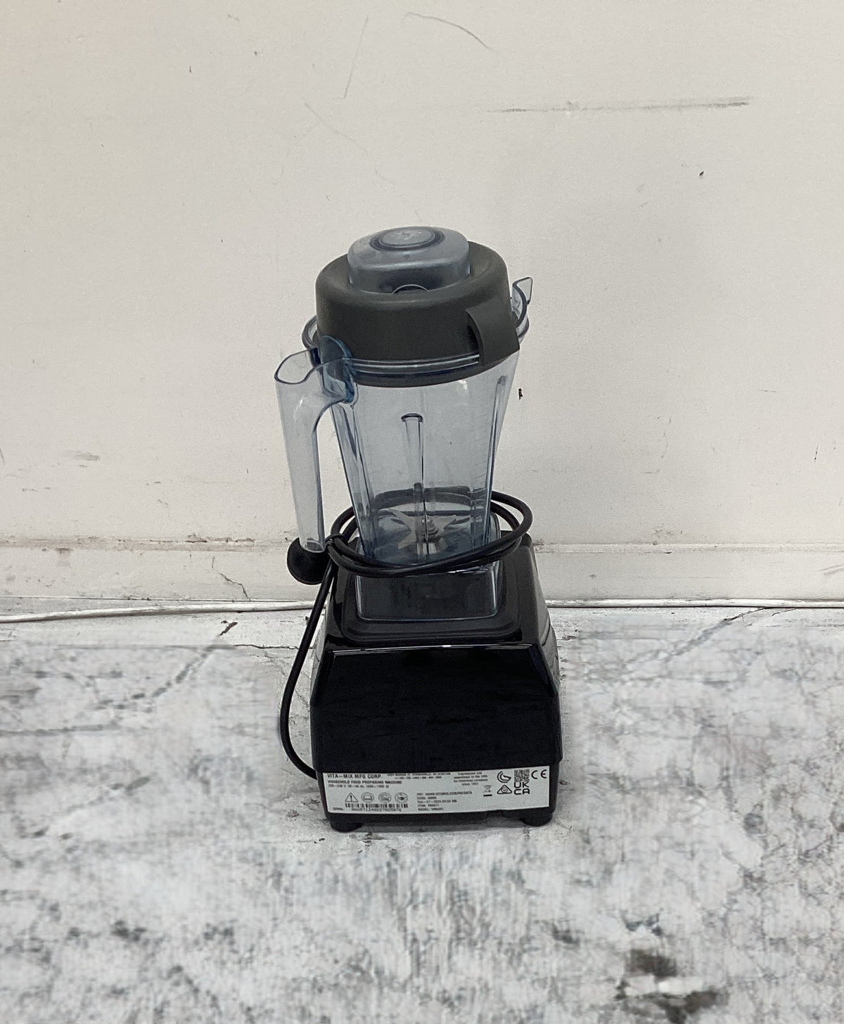 Vitamix E310 Explorian Blender - 868158