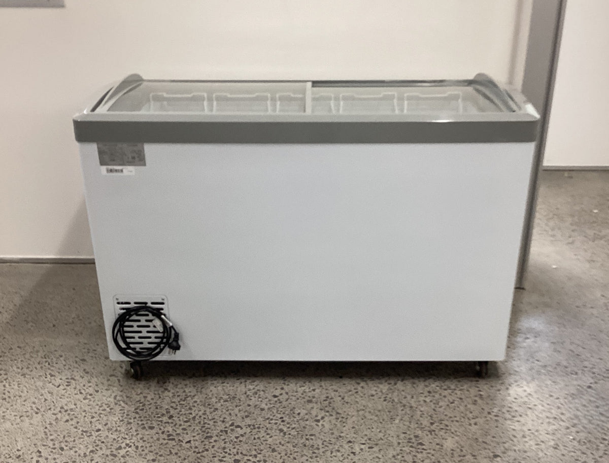 Hiron SD 405 Horizontal Glass Lid Freezer - 870217