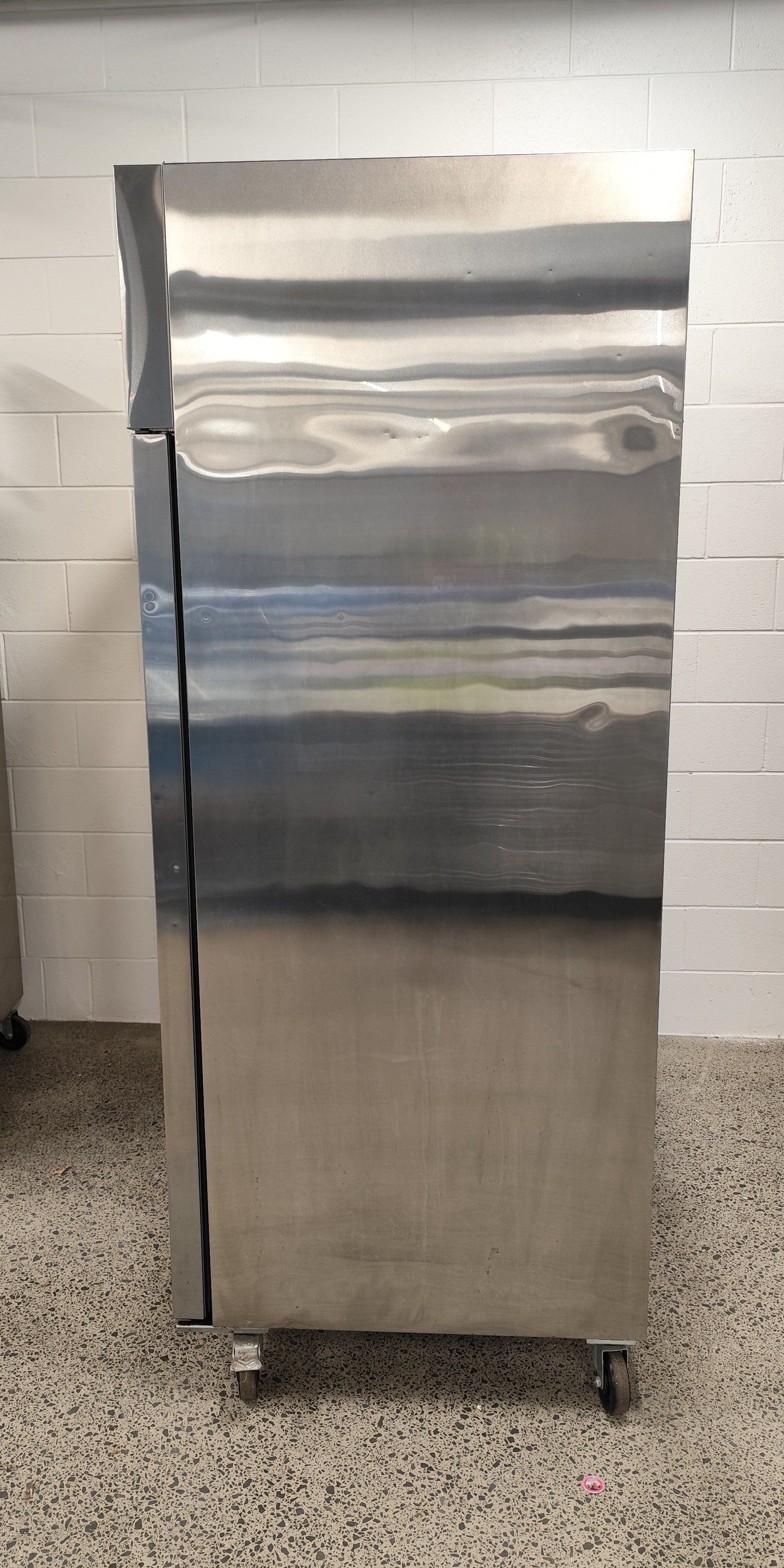 Polar DL895-A 2 Door Upright Chiller - 871222