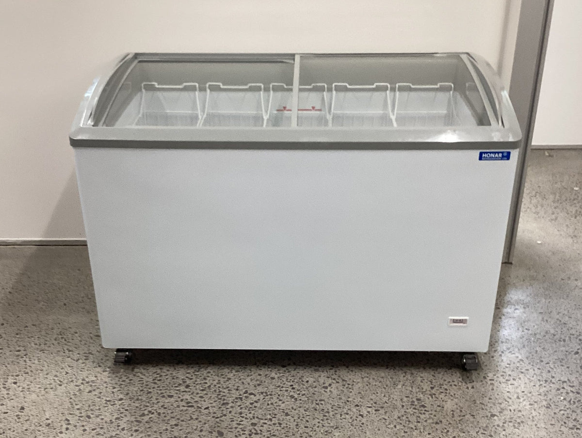 Hiron SD 405 Horizontal Glass Lid Freezer - 876236