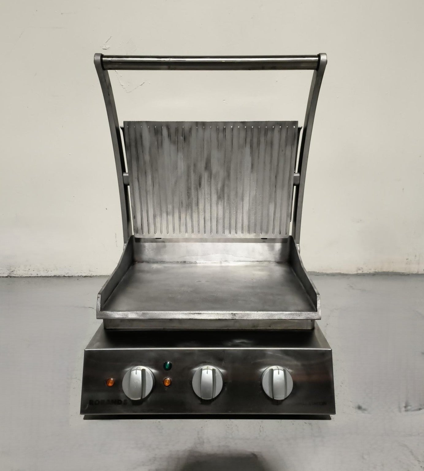 Roband GSA610S Grill Station - 878916