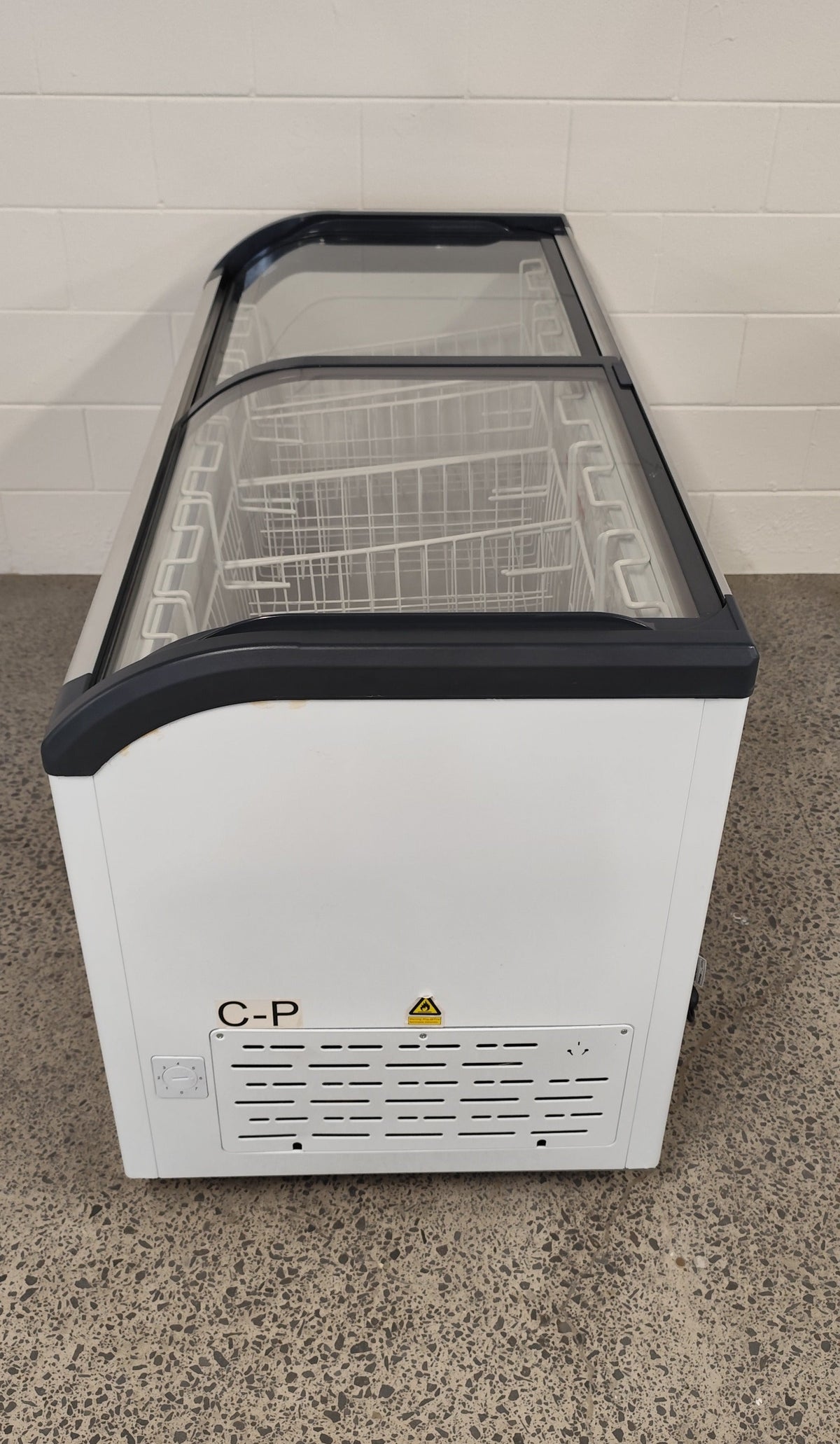 Thermaster ST445 Display Chest Freezer - 880584