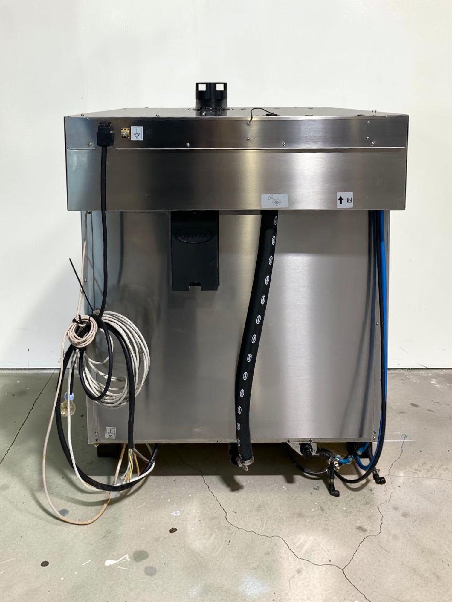 Unox BAKERTOP 6 Tray Electric Combi Oven with Steam Condenser - 889757
