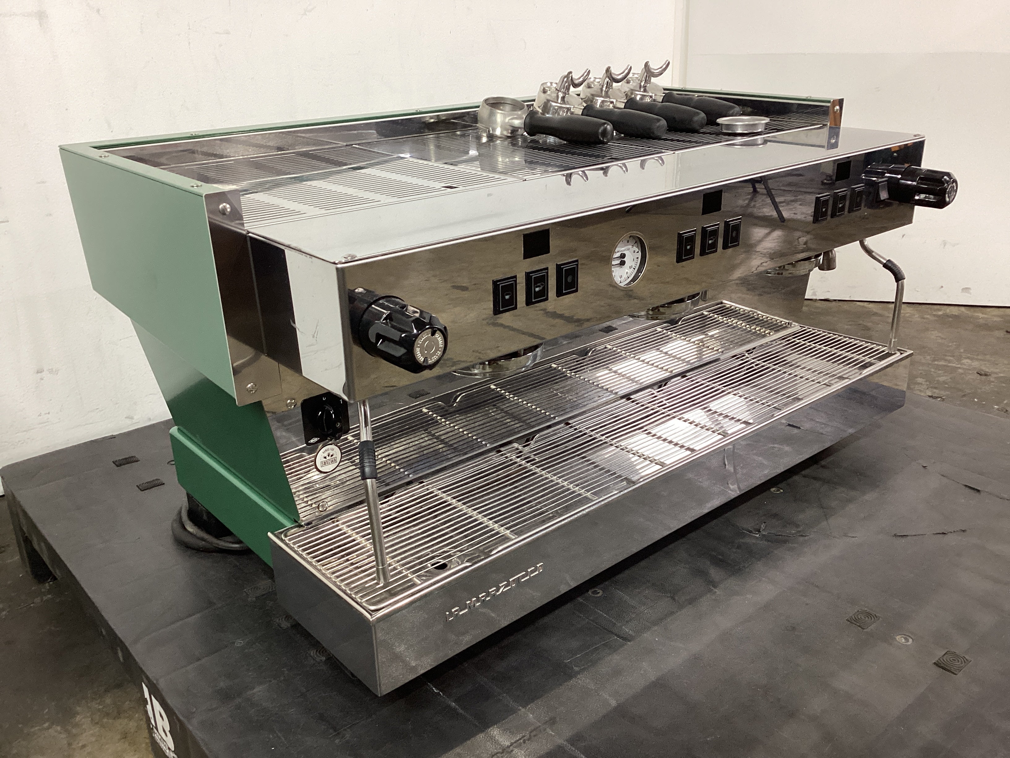 La Marzocco Linea Classic 3 Group Coffee Machine - 920759