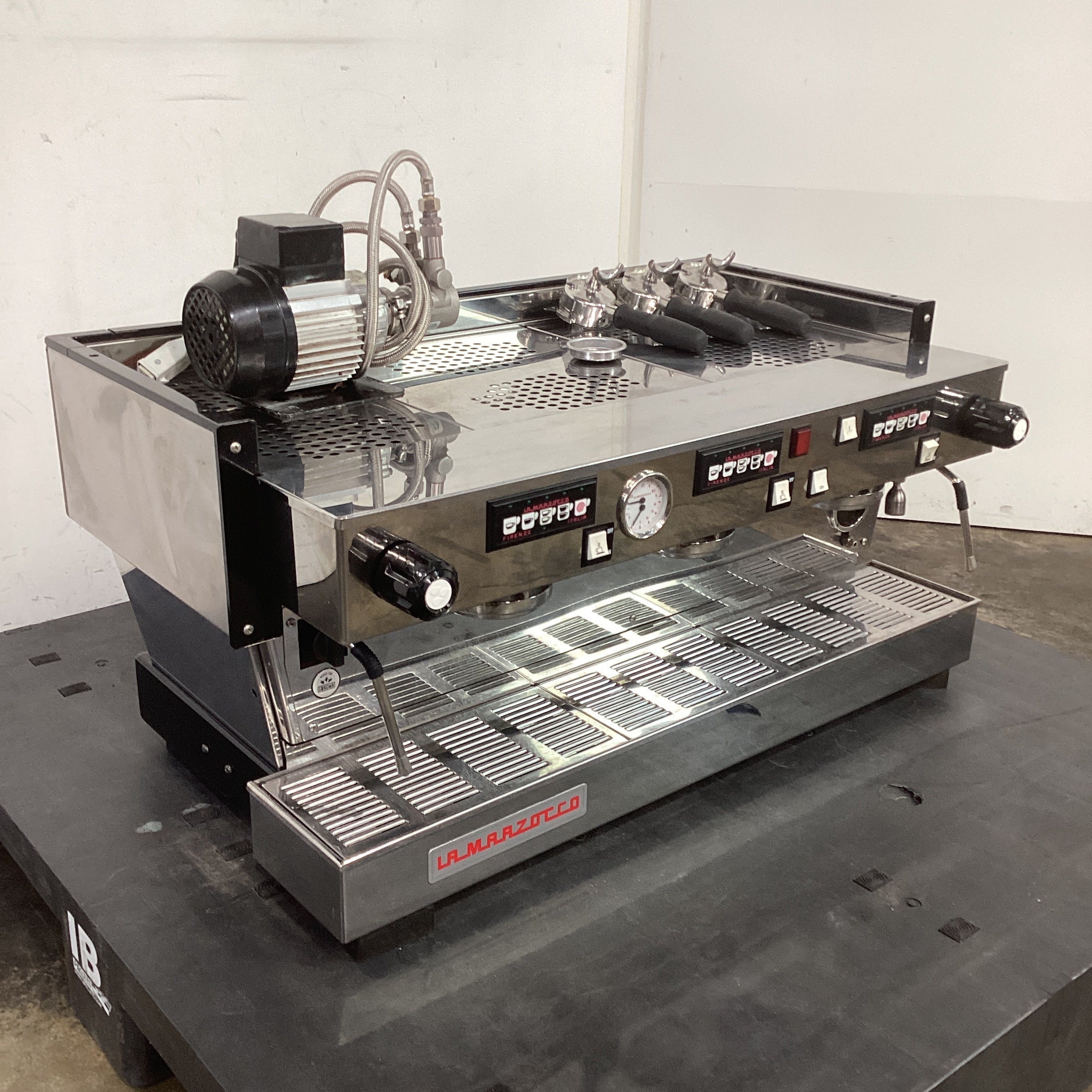 La Marzocco Linea Classic 3 Group Coffee Machine - 920760