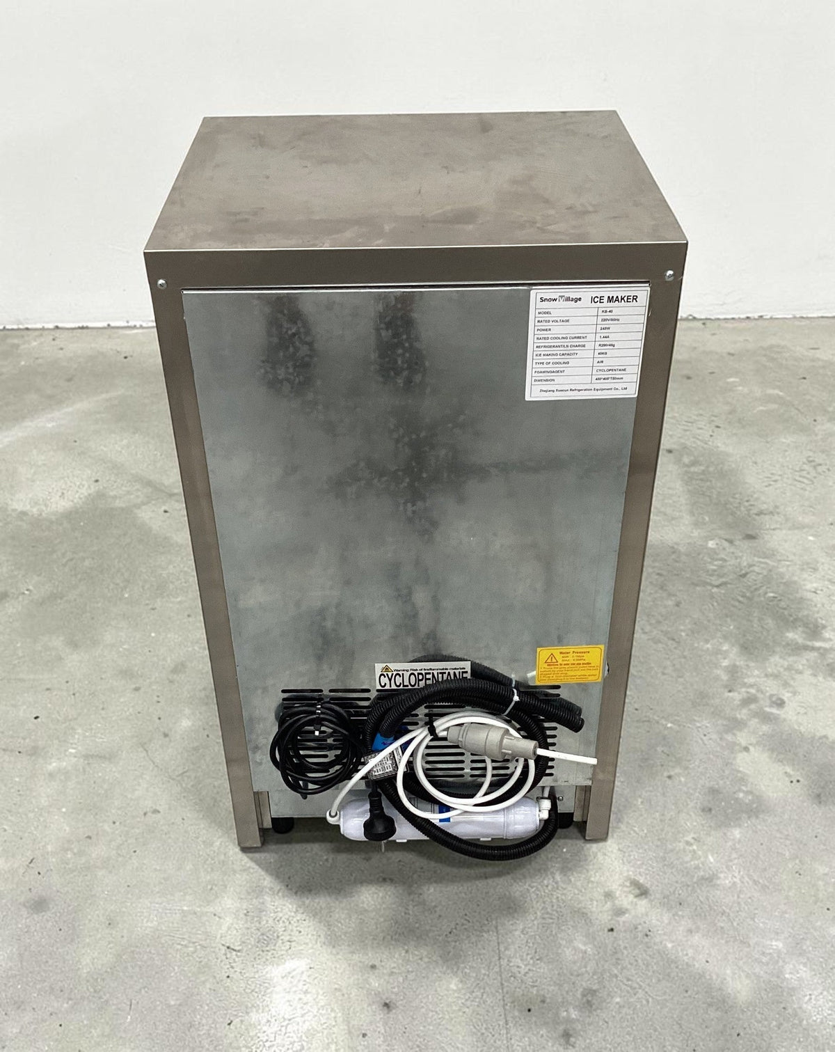 Snow Village KB-40 Ice Maker - 920552