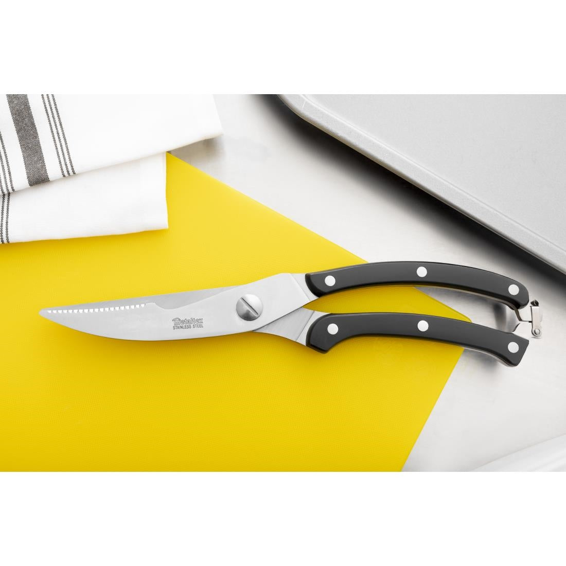 Vogue Poultry Secateurs D632