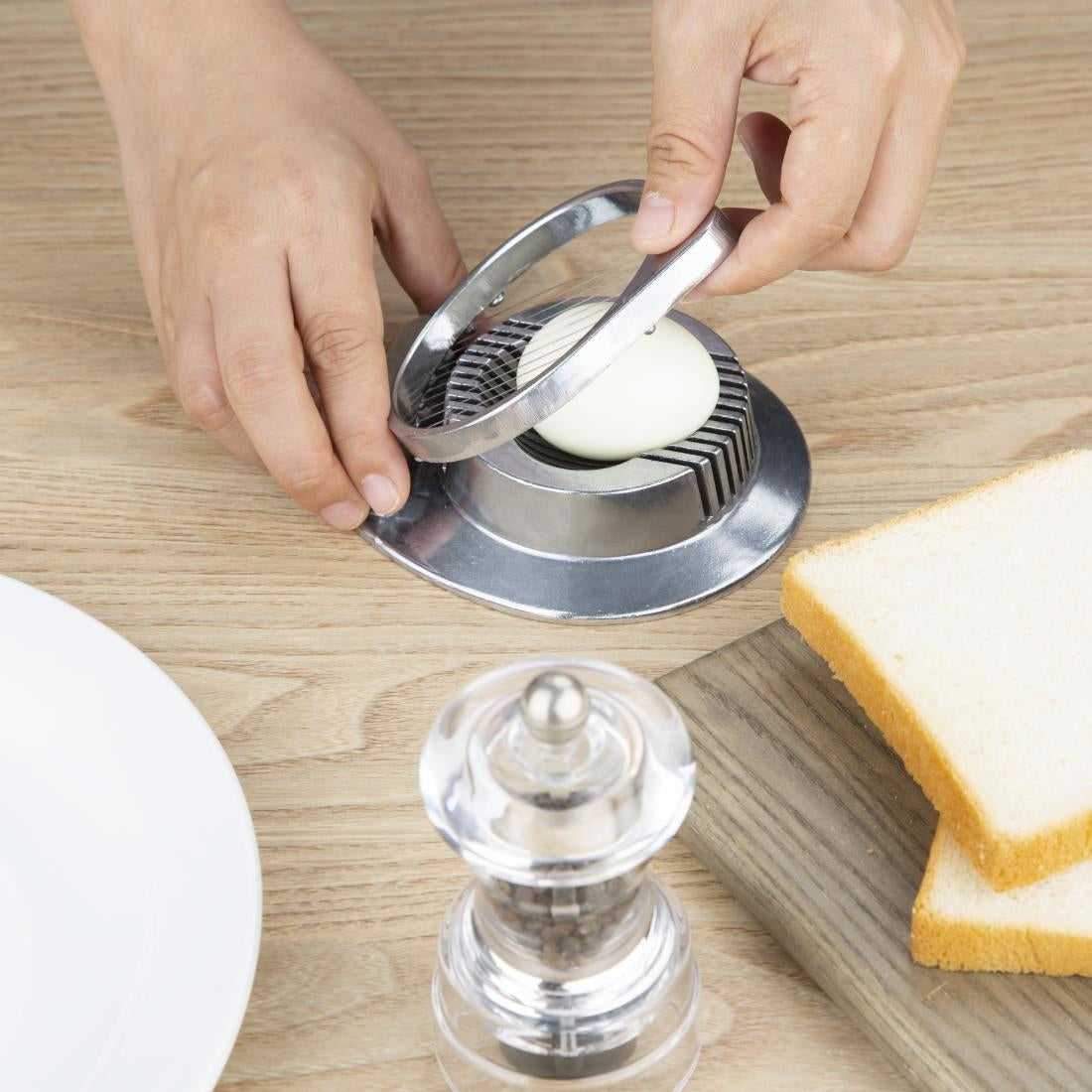 Vogue Duplex Egg Slicer J153