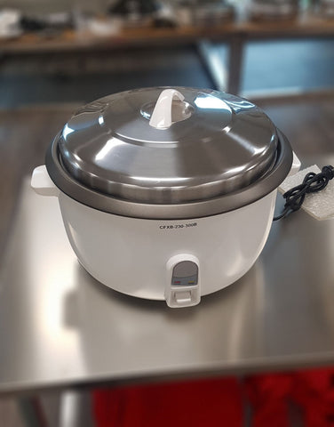 Benchstar CFXB-230-300B Commercial Electric Rice Cooker