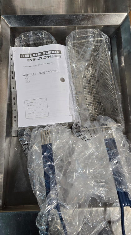 Blue Seal GT45 Gas Fryer - 734690