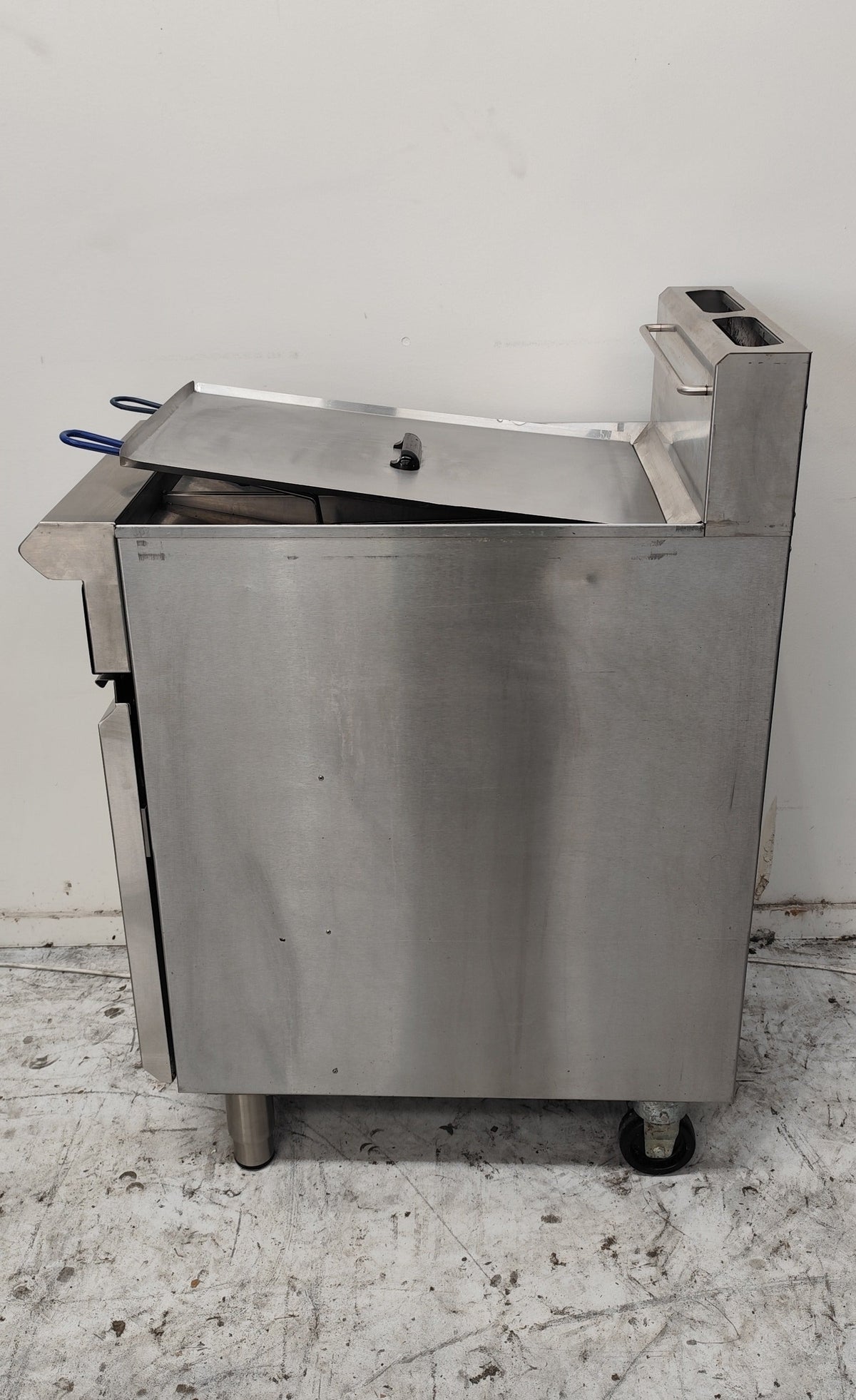 Blue Seal GT46 Twin Tank Gas Fryer - 775801