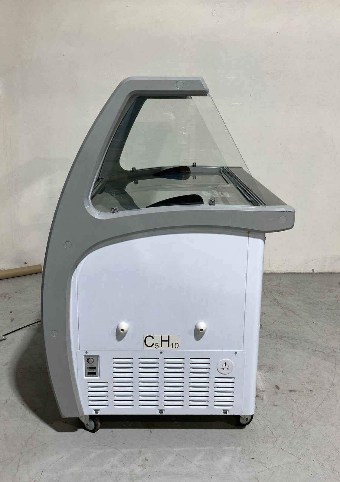 Hiron SD 325 S2 Scoop Ice Cream Freezer - 783970