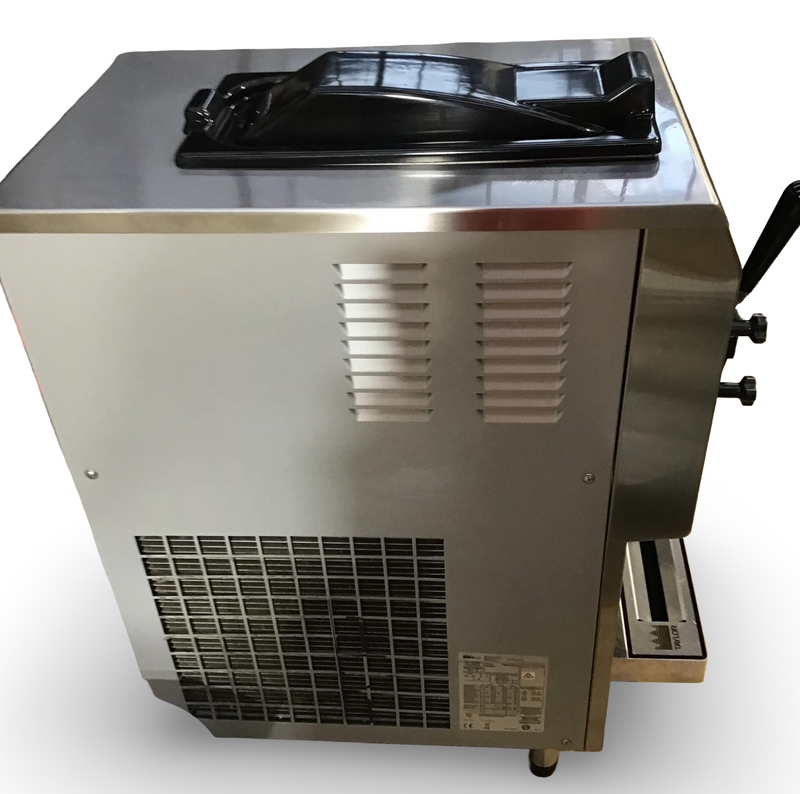 Taylor 736 Soft Serve Machine - 795661