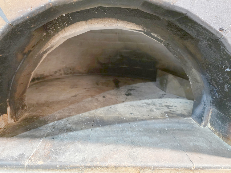 Authentic 1300 Pizza Oven - 830228