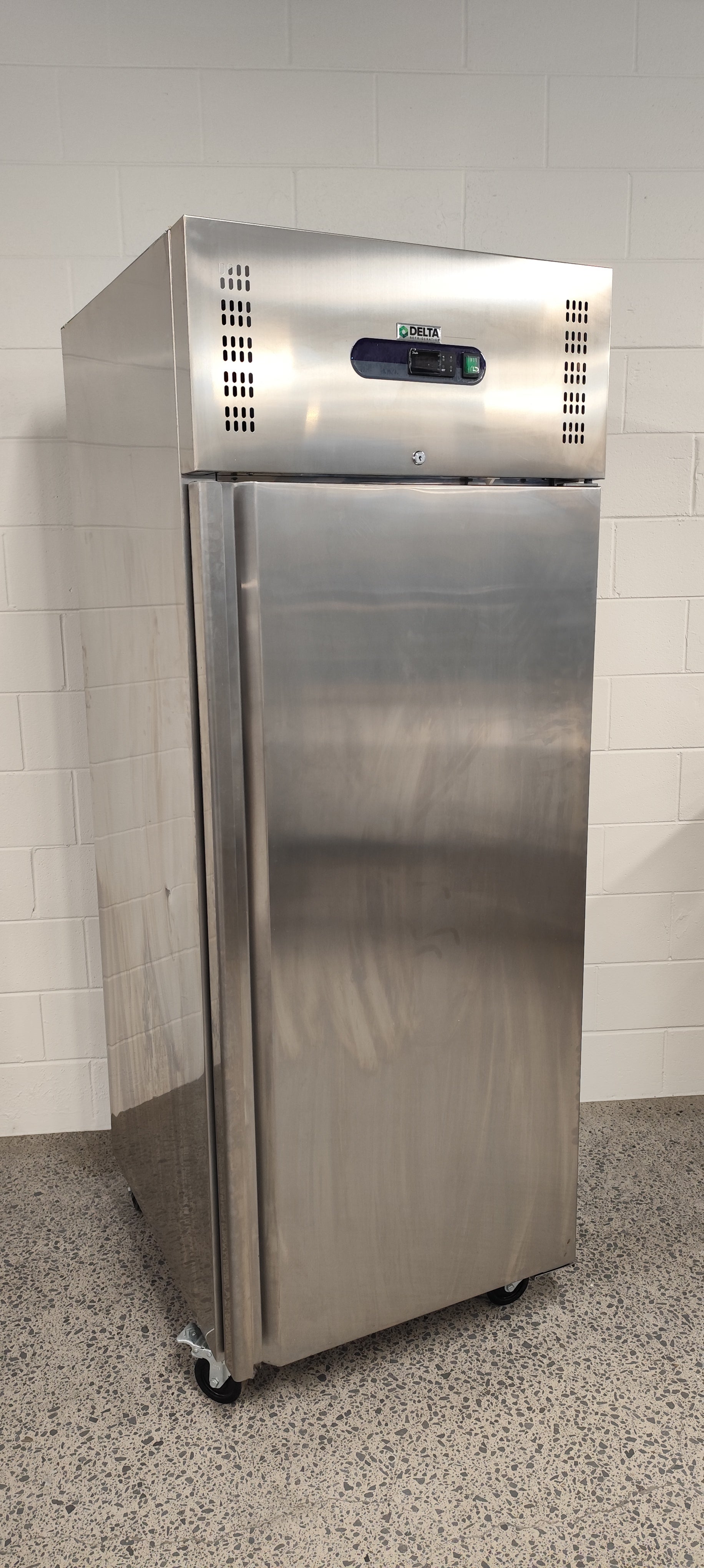 Delta ERD124 Upright Freezer - 844770