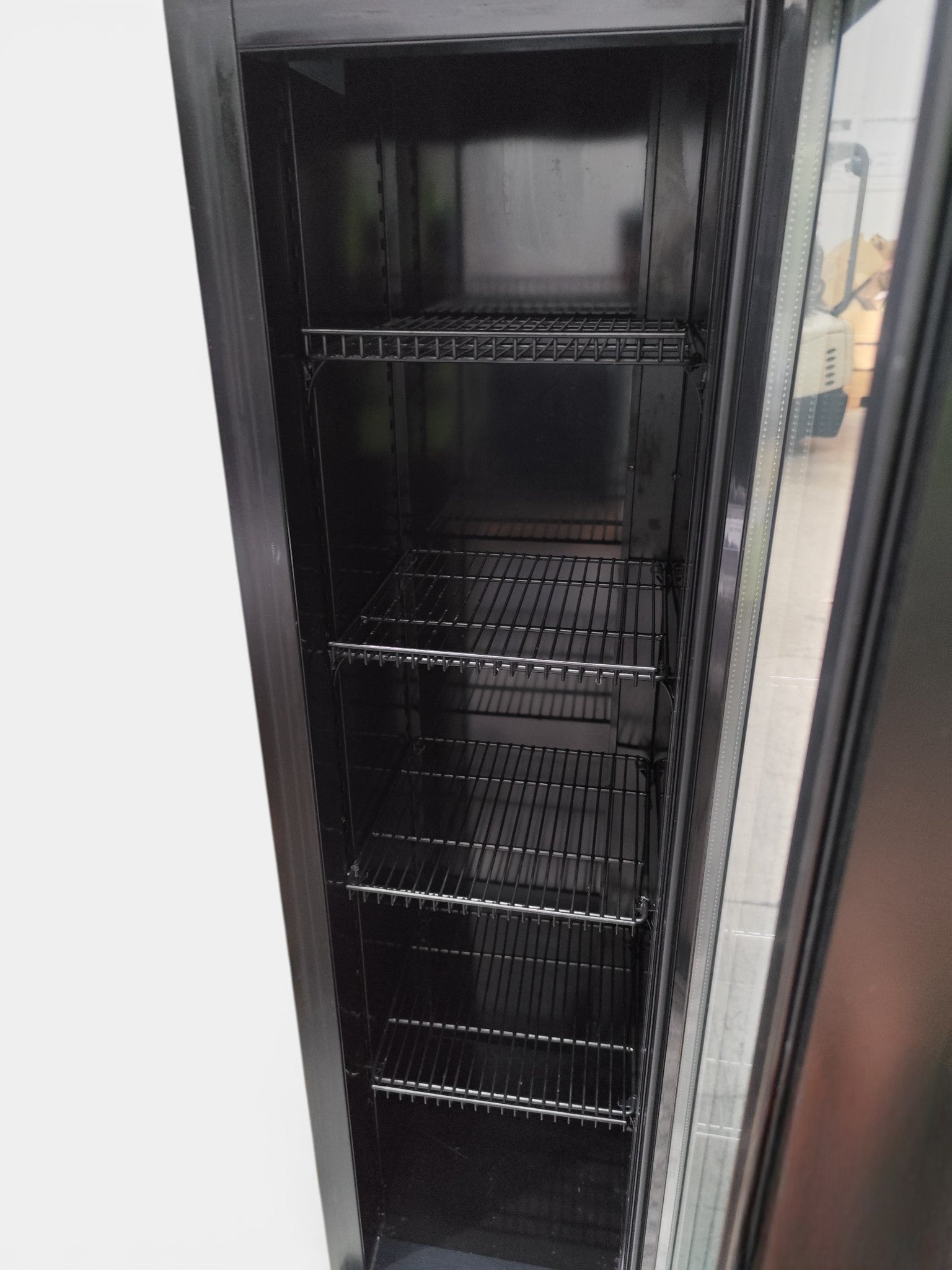 Airex Slimline Merchandiser Fridge - 854219