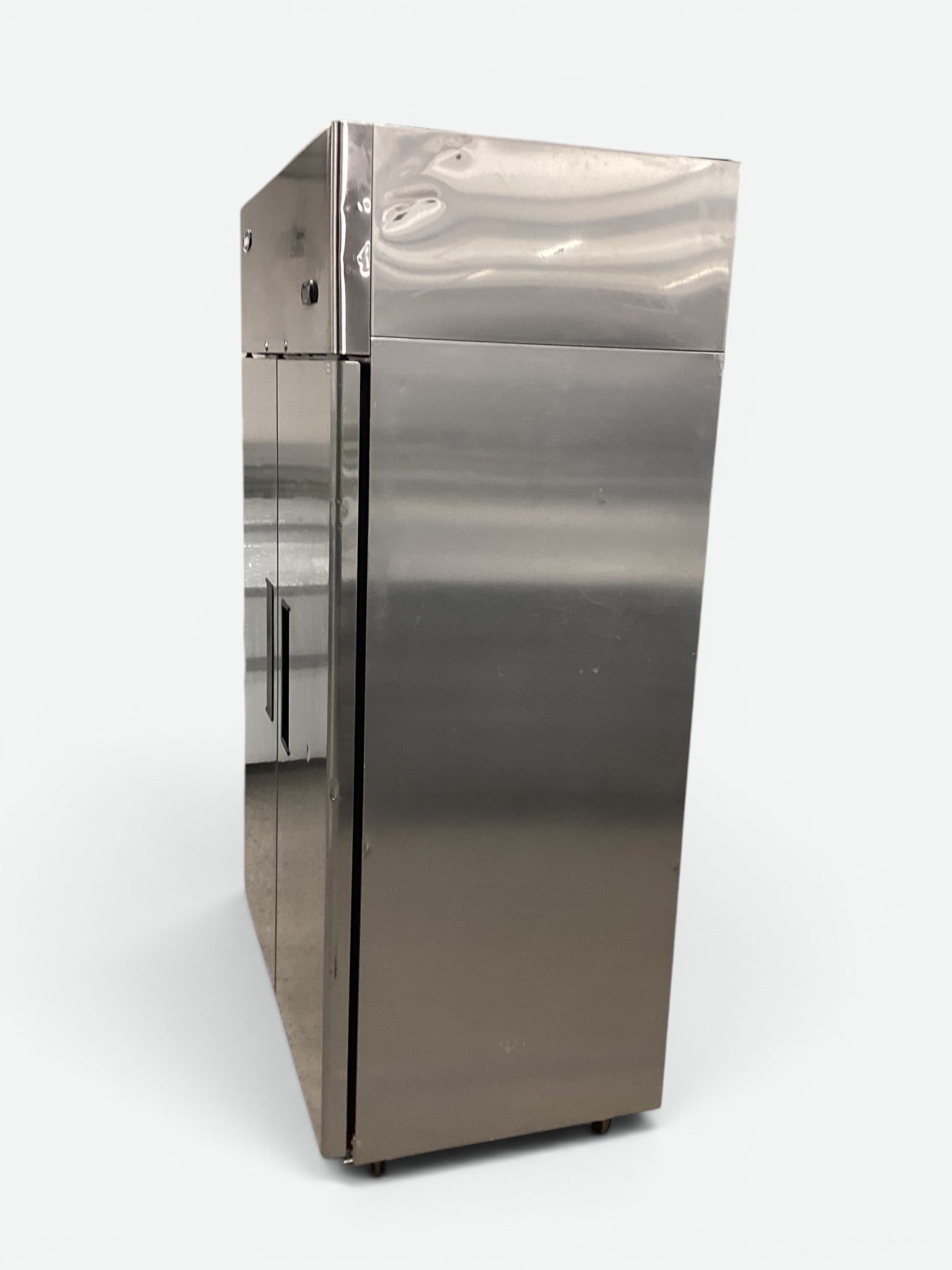 Atosa YBF9218 Upright Fridge - 854937