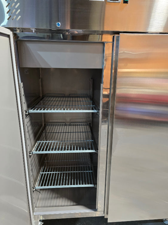 FED XURF1200SFV Upright Freezer - 856079