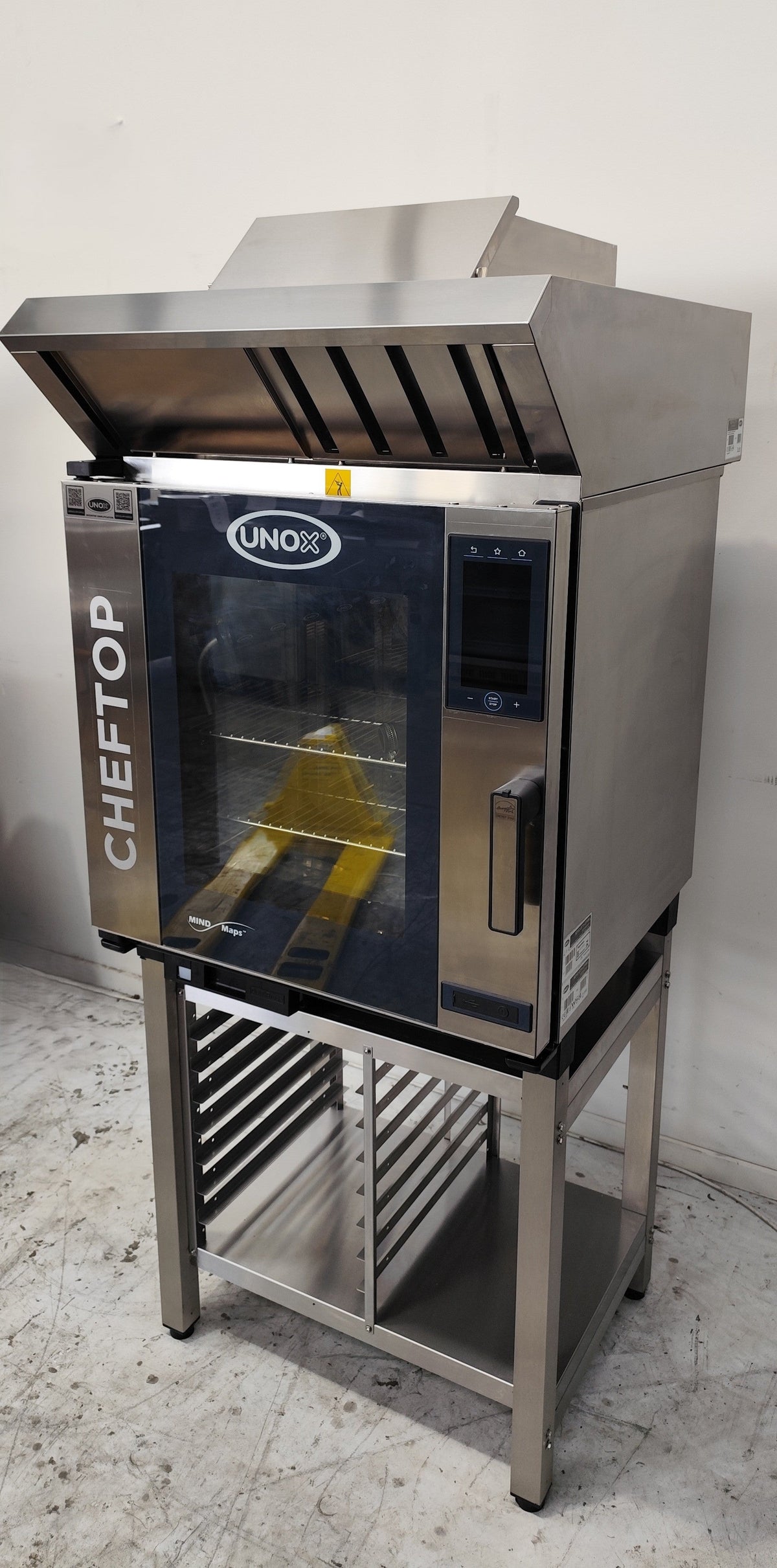 Unox XEVC-0711-EPR CHEFTOP 7 Tray Combi Oven with Stand and Condenser Hood - 941833