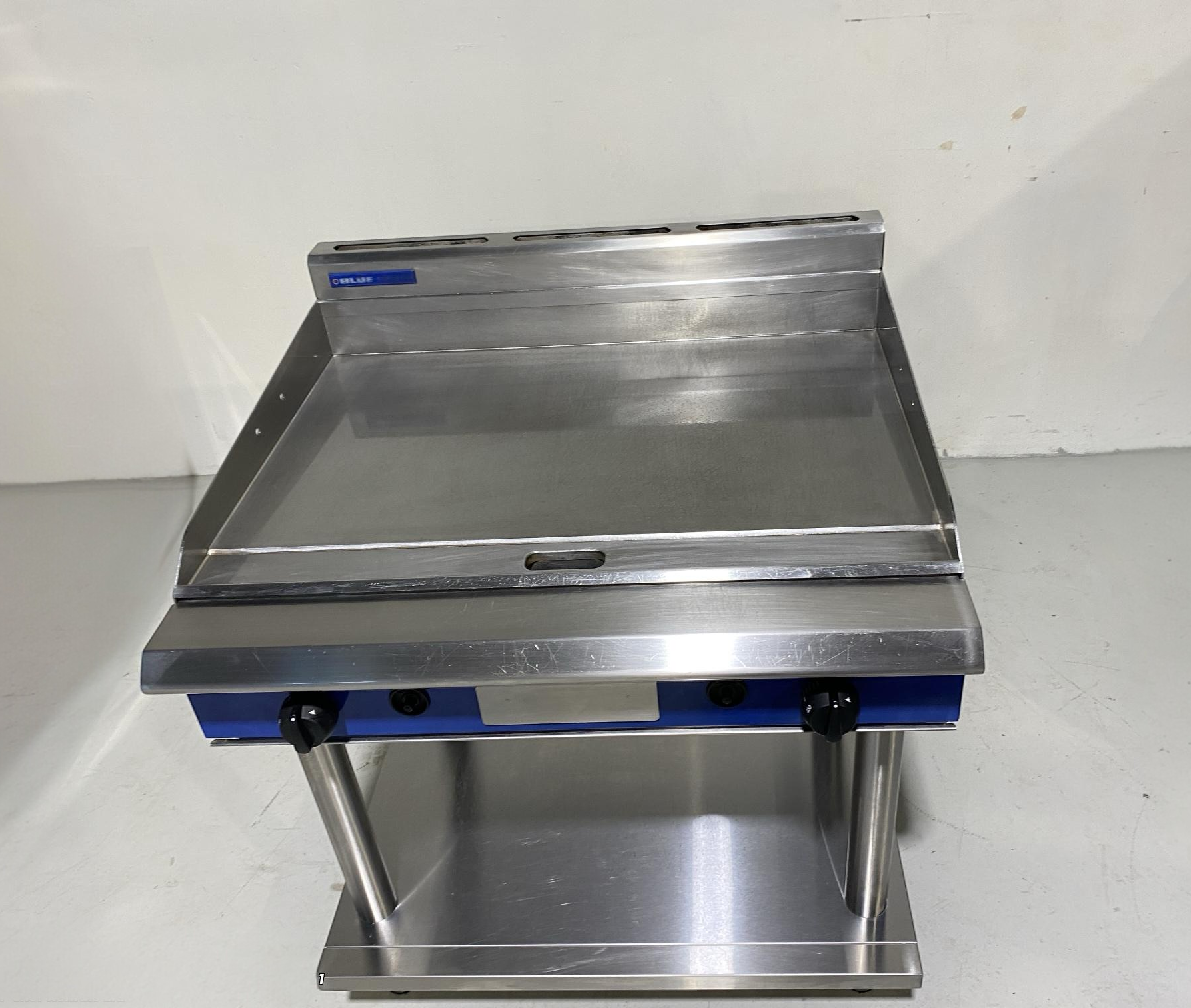 Blue Seal GP516-L Griddle on Legstand - 857588