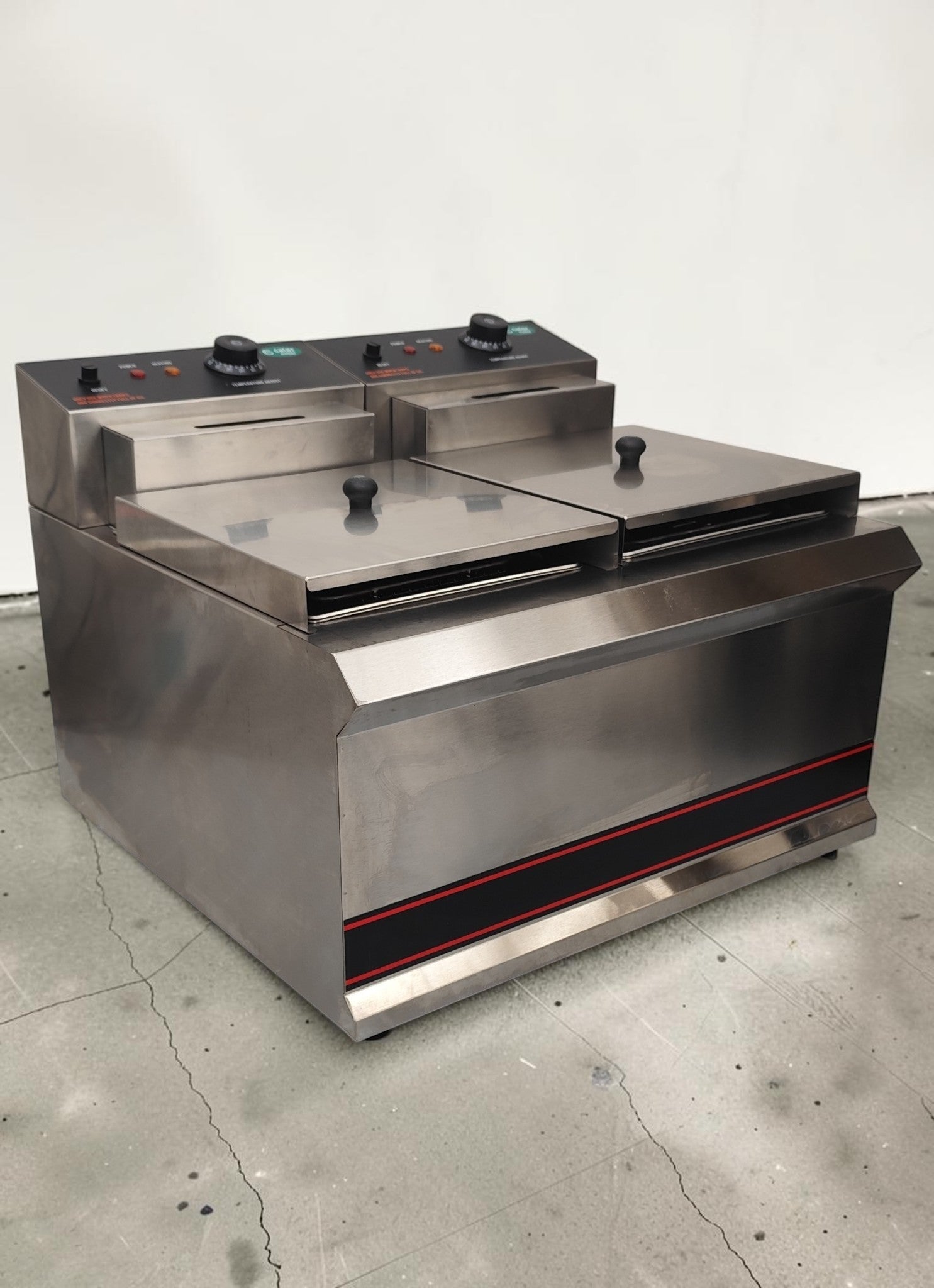Catermaster TT-WE38A Benchtop Twin Electric Fryer - 862596