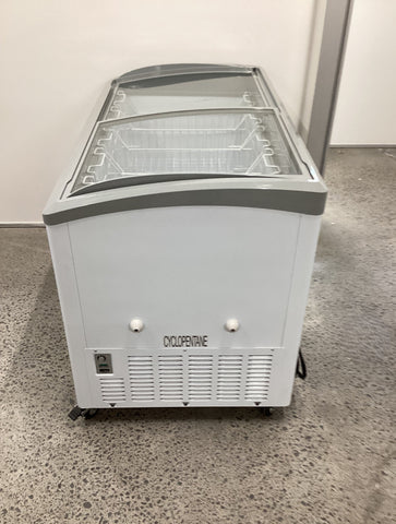 Hiron SD 405 Horizontal Glass Lid Freezer - 870217