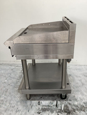 Blue Seal GP516-LS 900mm Gas Griddle on Legset - 872116