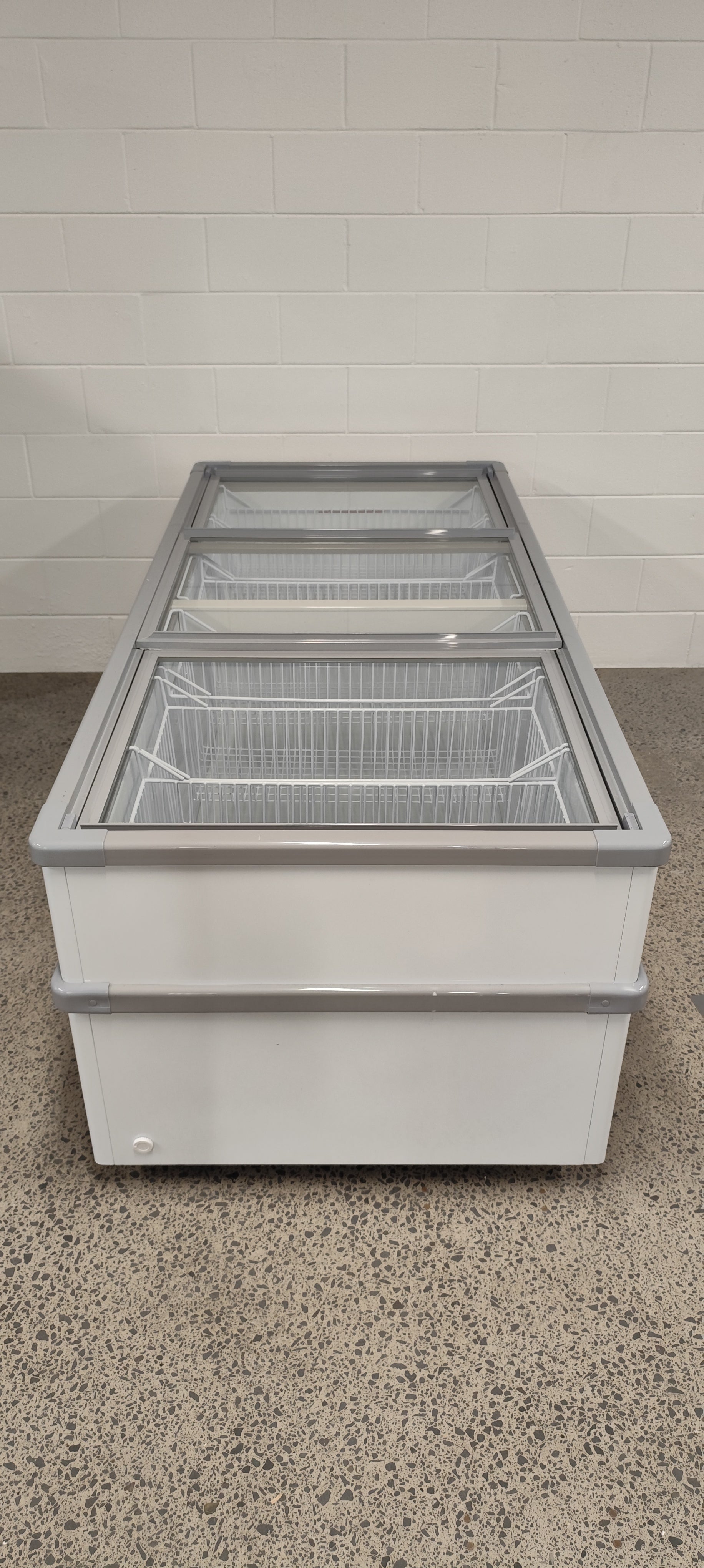 Bali SD750 Display Freezer - 879138