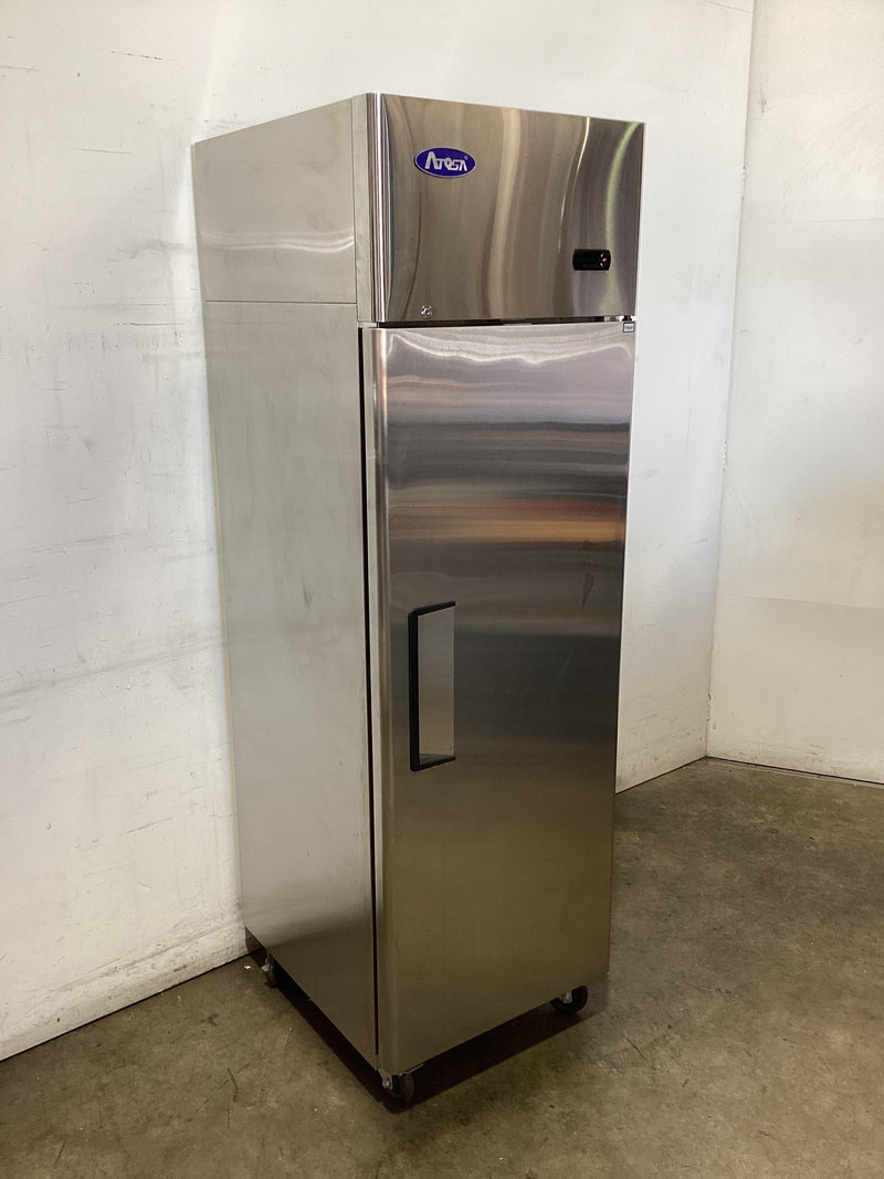 Atosa YBF9207GR Upright Freezer - 879560