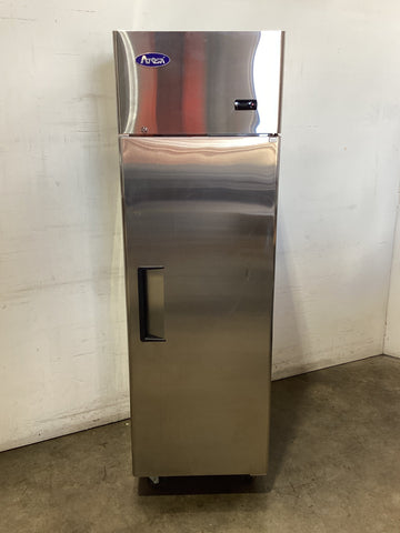 Atosa YBF9207GR Upright Freezer - 879560