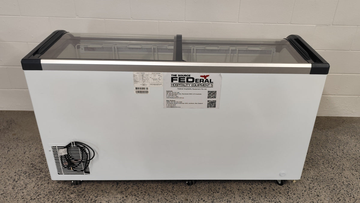 Thermaster ST445 Display Chest Freezer - 880584