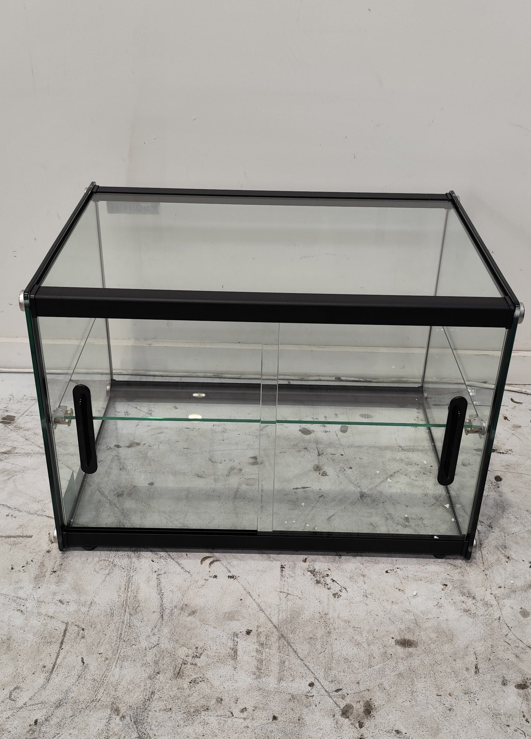 Bonvue AD2-550 Ambient Showcase - 880585