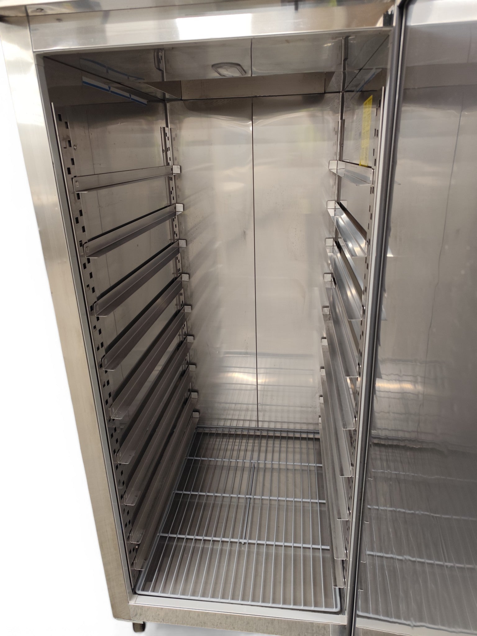Polar GL181-A U-Series Bakery Freezer - 884623