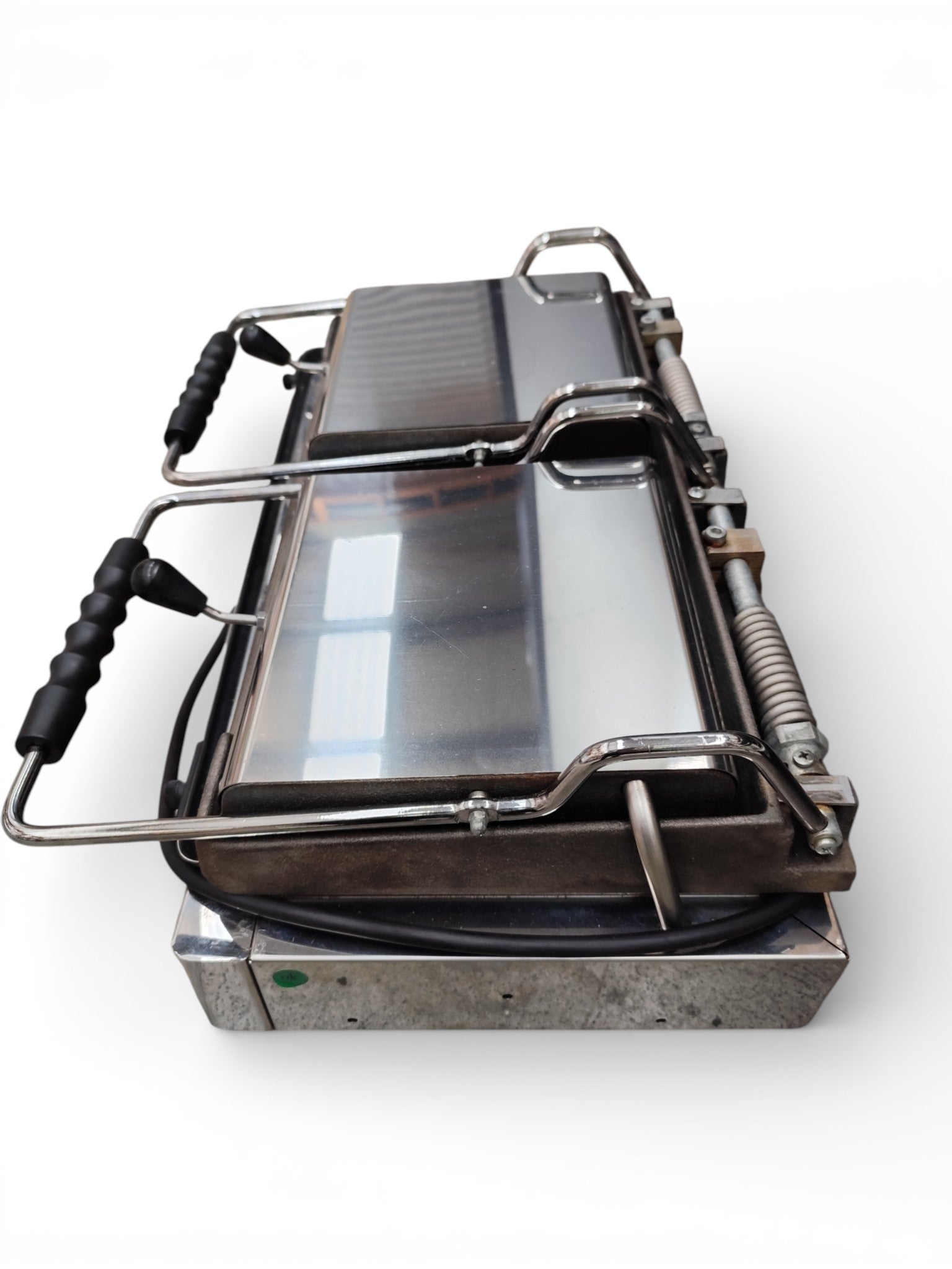 Fiamma 8.2L Contact Grill - 894614