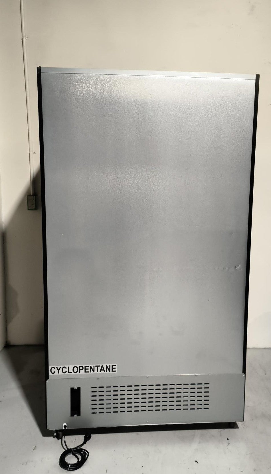 Atosa P1000WB-A 2 Door Upright Fridge - 898645