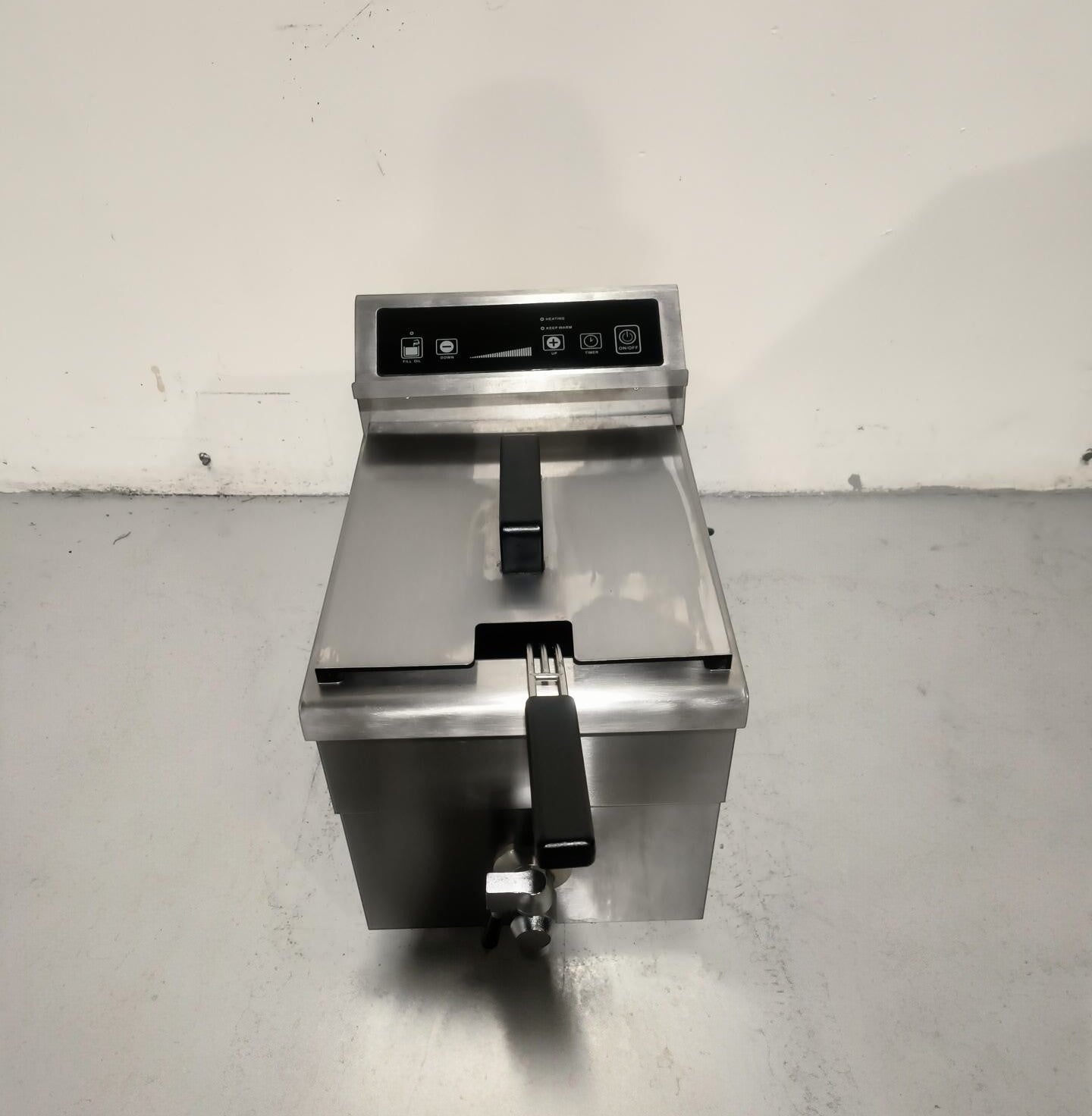 Benchstar IF3500S Induction Fryer - 907658