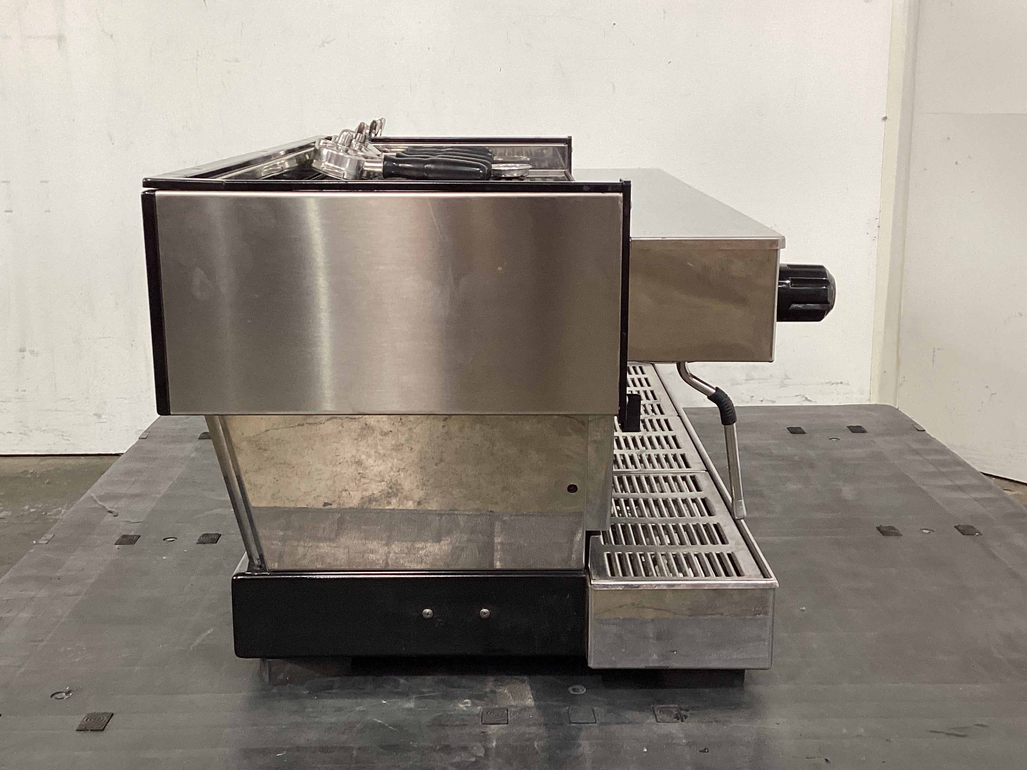 La Marzocco Linea Classic 3 Group Coffee Machine - 920756