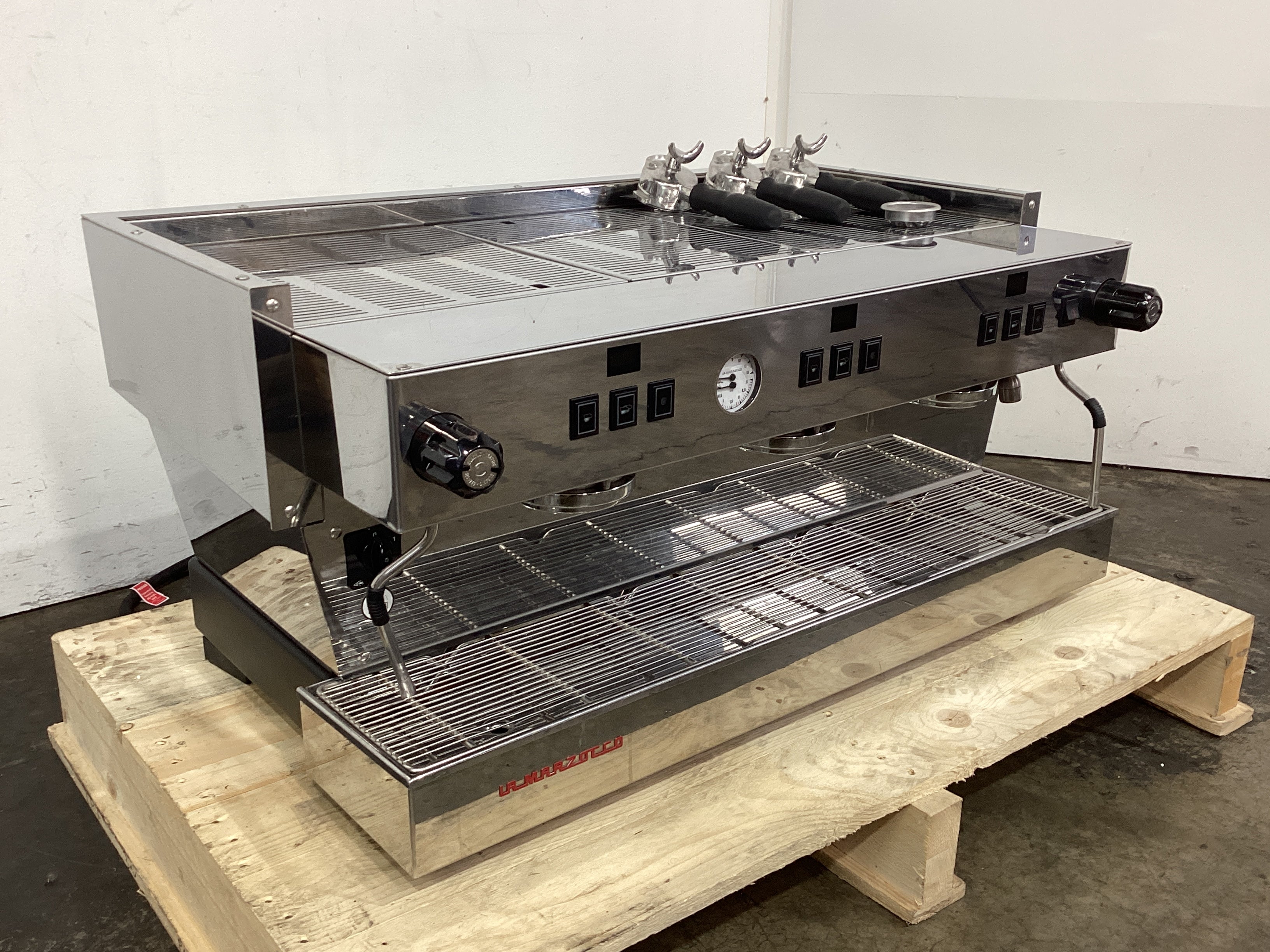 La Marzocco Linea Classic 3 Group Coffee Machine - 920779