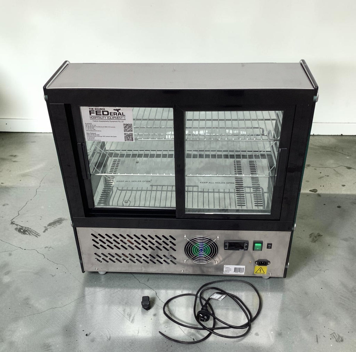 Federal HTR100N Countertop Chilled Display - 901252