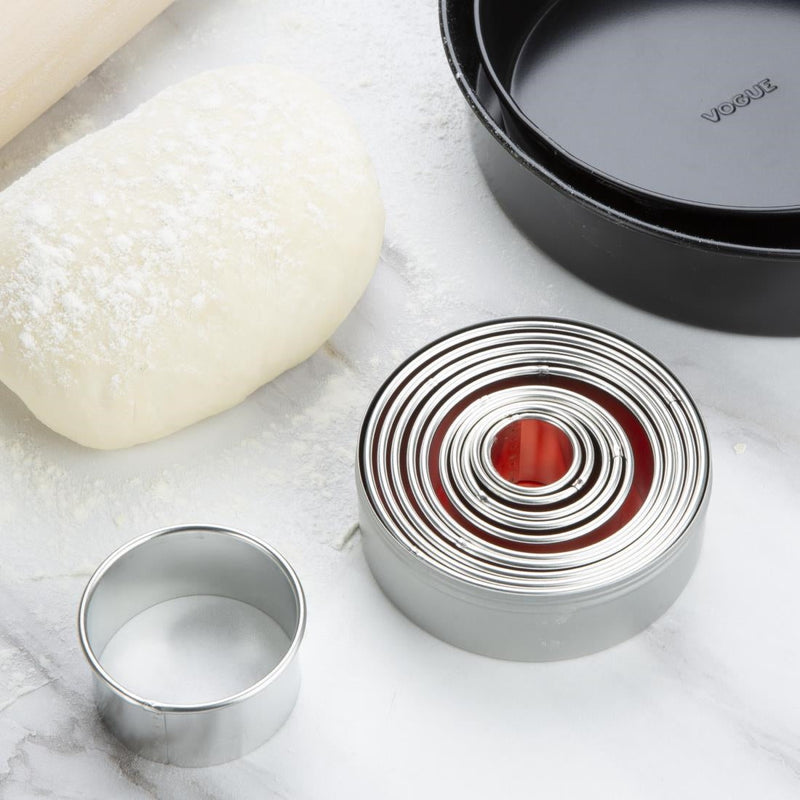 Vogue Round Plain Pastry Cutter Set E013
