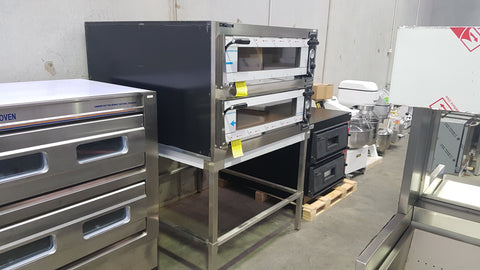 TP-2 BakerMax Prisma Food Pizza Ovens Double Deck 8 X 40Cm TP-2