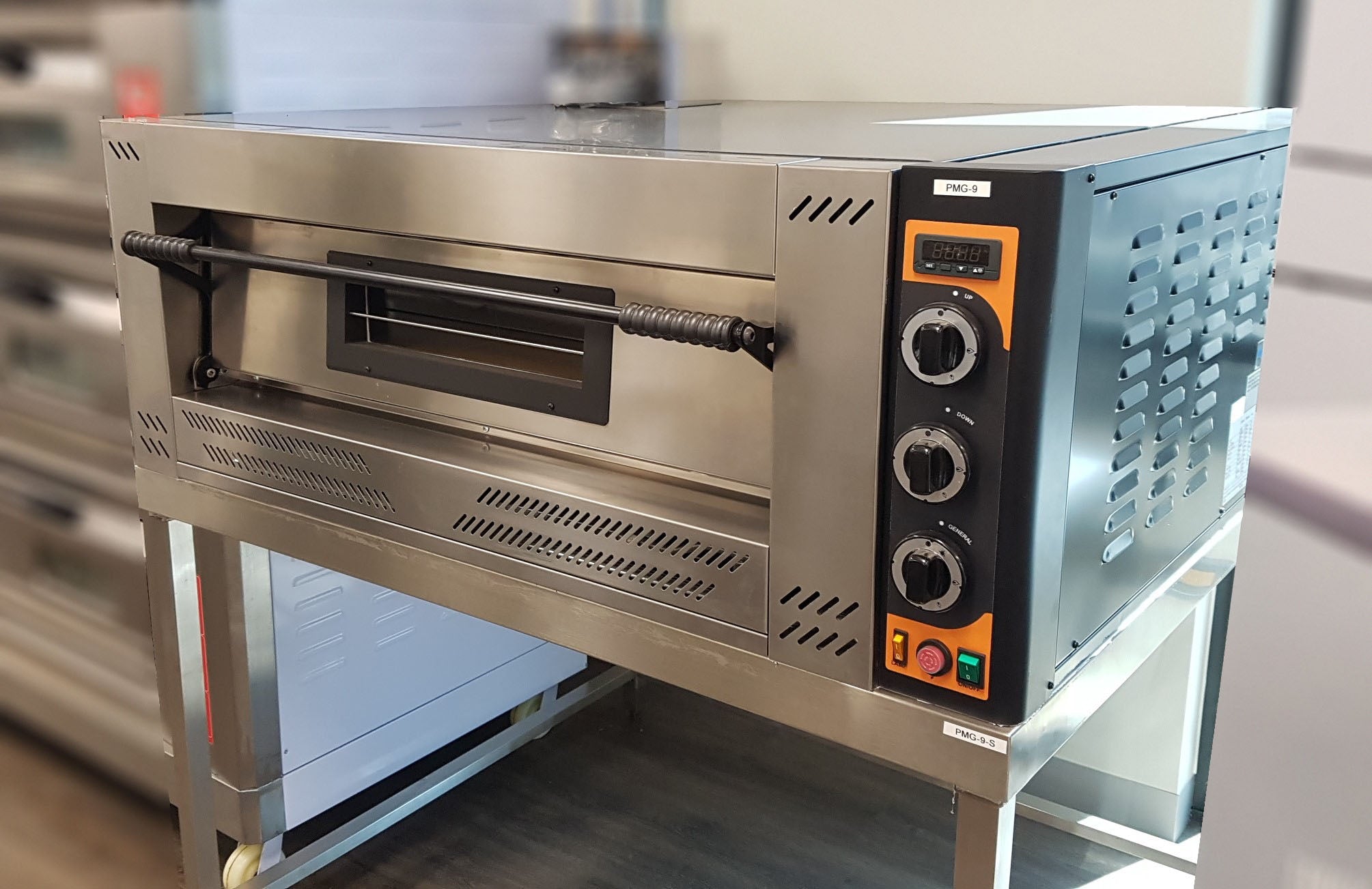 BakerMax Prisma Food Single Deck Gas Pizza&Bakery Ovens PMG-9